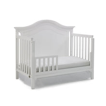 Load image into Gallery viewer, Ti Amo Catania 4 - in - 1 Convertible Crib