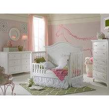 Load image into Gallery viewer, Ti Amo Catania 4 - in - 1 Convertible Crib