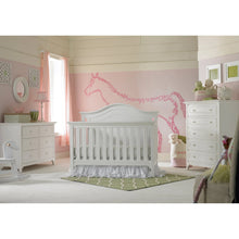 Load image into Gallery viewer, Ti Amo Catania 4 - in - 1 Convertible Crib